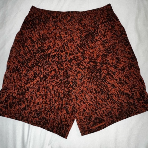 lululemon athletica Other - Lululemon 9"L Linerless Roller Red Pace Breaker Shorts